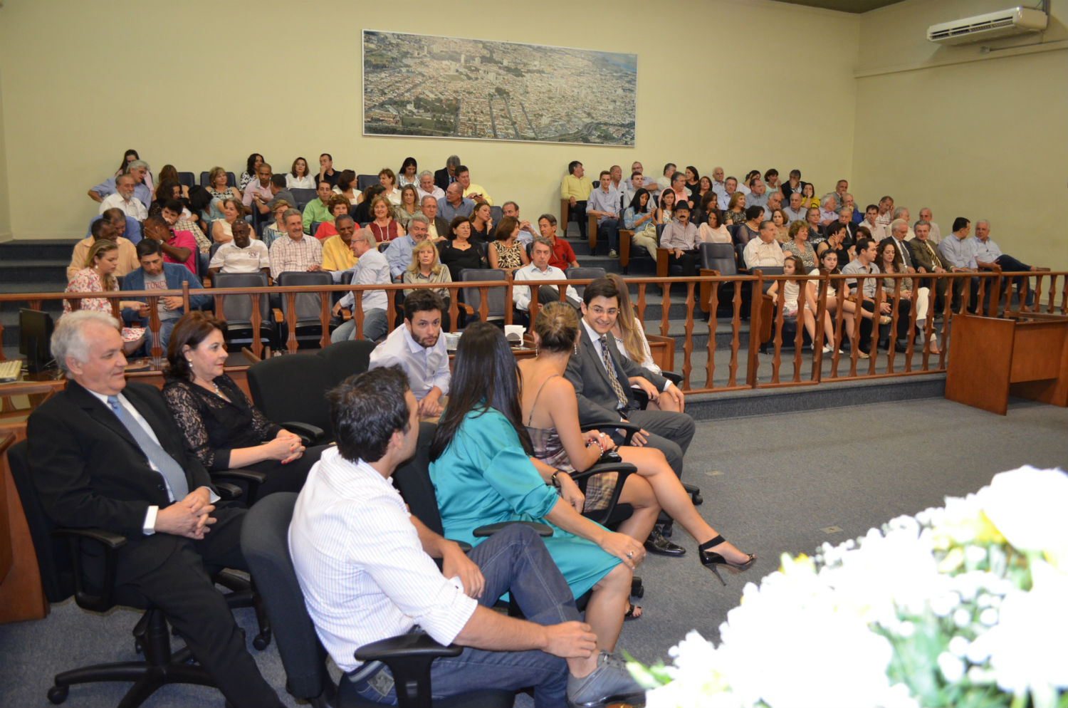 Visualize fotos Entrega Título Cidadão Ararense para Arnaldo Bernardi