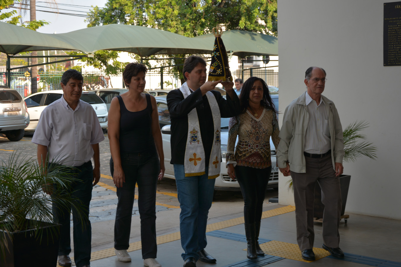 Visualize fotos Imagem Jubilar de Nossa Senhora Aparecida visita Câmara