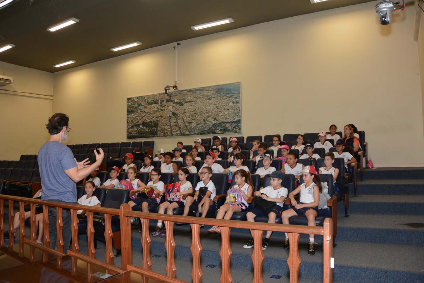 Visualize fotos Câmara Cidadã- Visita Escola Canossianas